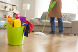 What are the benefits of hiring a cleaning service